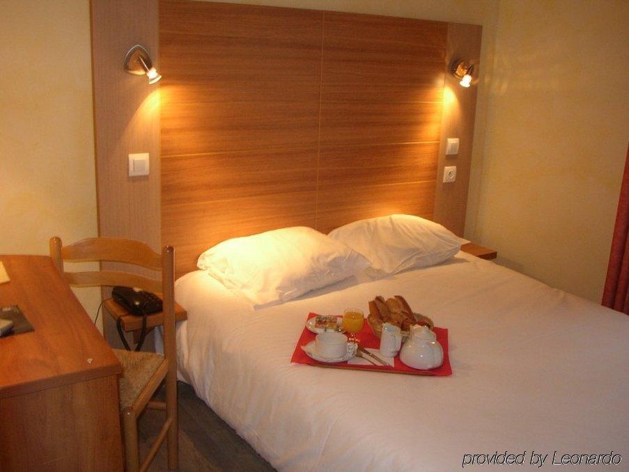 Brit Hotel Macon Centre Gare Bilik gambar